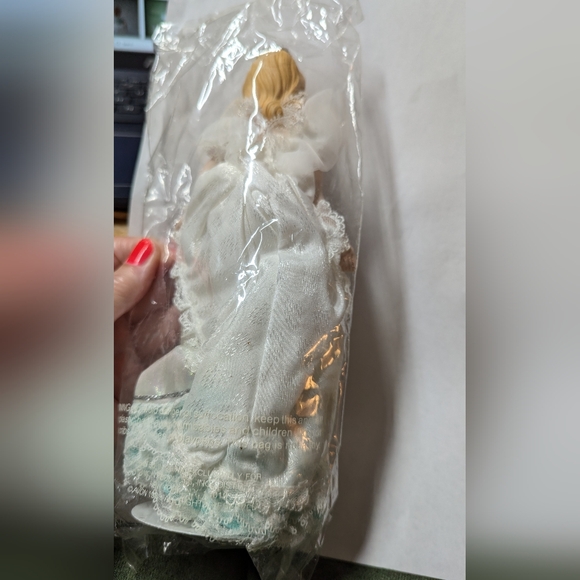 Avon Fine collectables Fairy princess 1989 - Picture 6 of 8